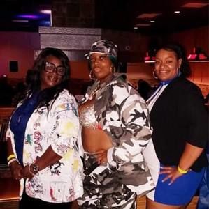 Meet your Posher, Amy